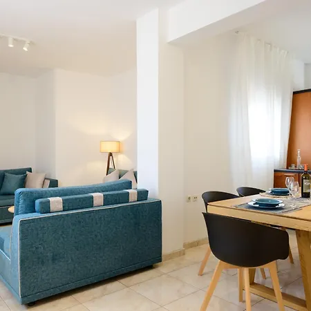 Summer Retreat 3rd Floor * Agios Nikolaos (Crete)