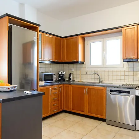Summer Retreat 3rd Floor Apartment Agios Nikolaos (Crete)